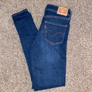 Levi high rise super skinny jeans, size 28
